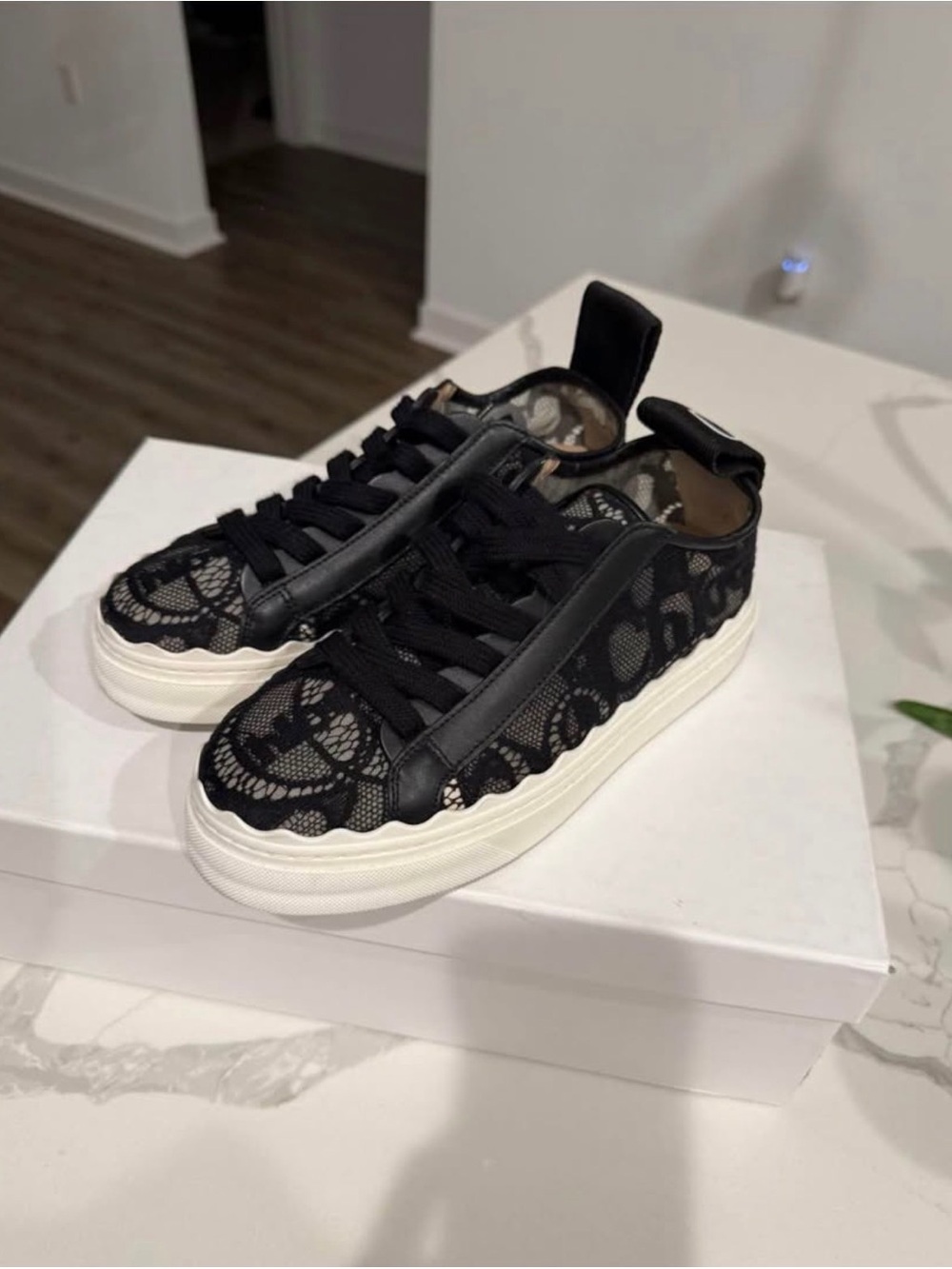 CHLOÉ - Lauren Sneaker Size 36W BLACK